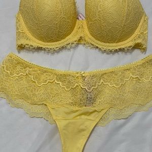 Yellow lingerie set